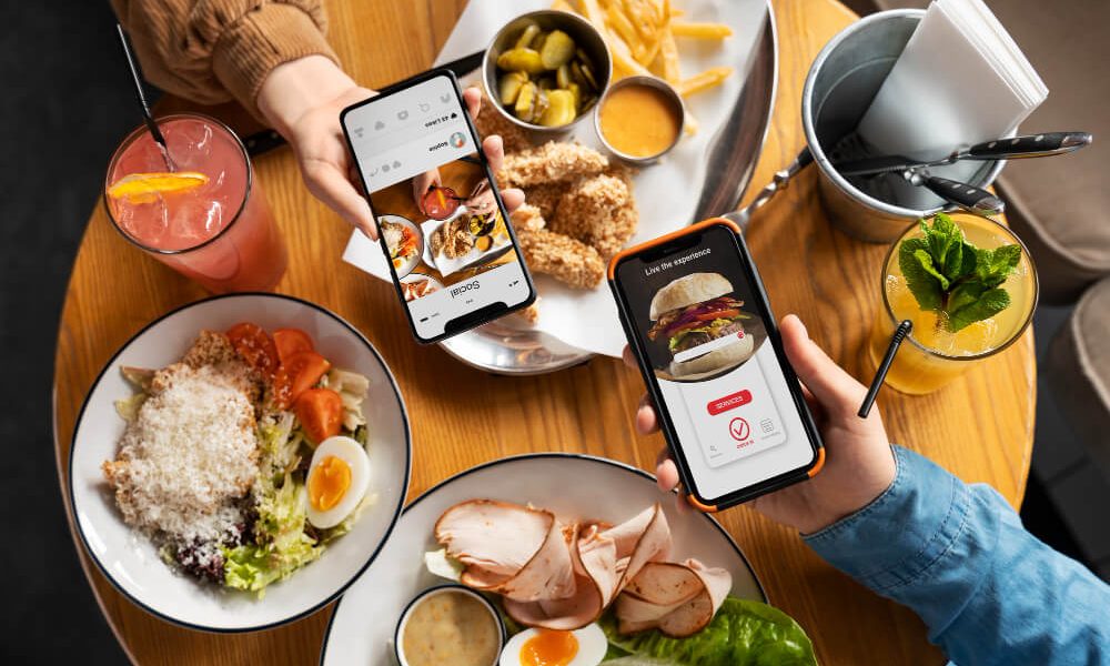 Social media management Abu Dhabi for restaurants and cafes
